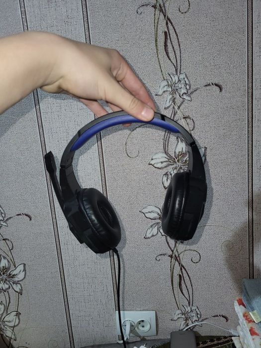 Продаются наушники для игр