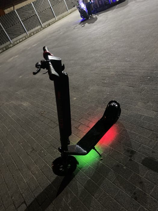 „ trotineta electrica Akai infyni pro-autonomie mare,stare foarte buna ”