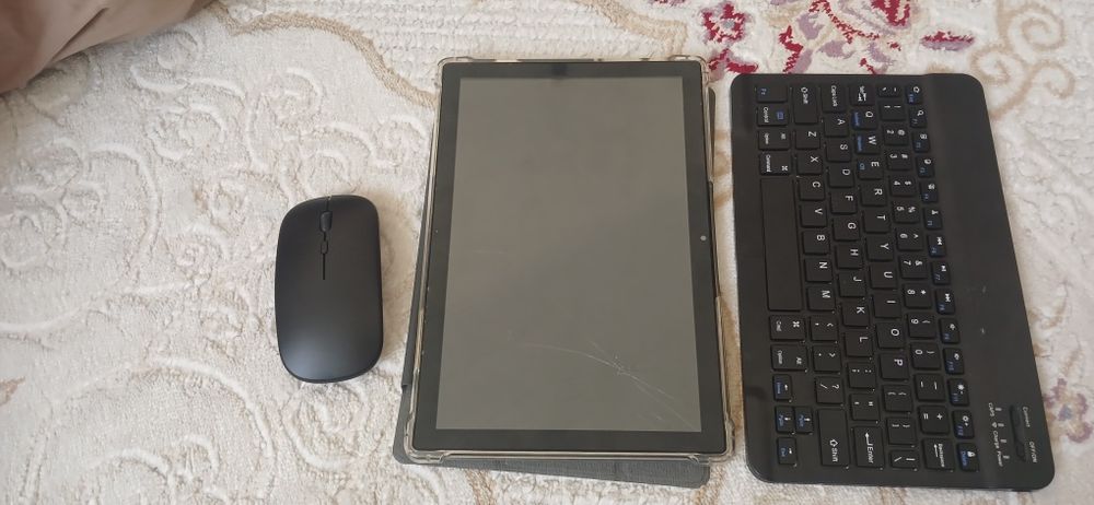 “Android 13” 
“RAM 16GB / ROM 512GB”
“Octa Core”