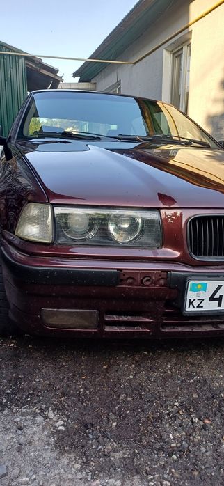 Срочно продам бмв срочно