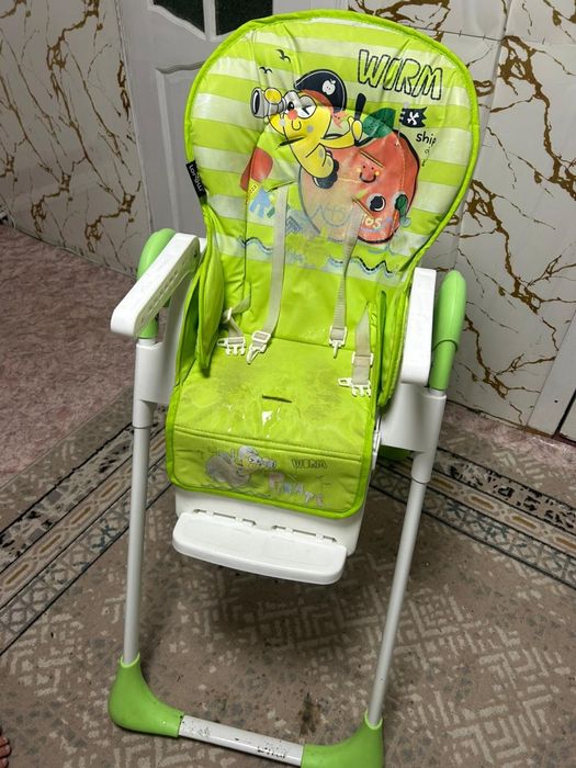 Продаю столик для кормления