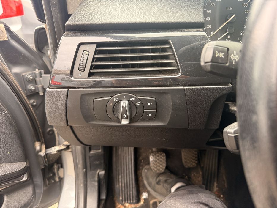 BMW E91 318d face