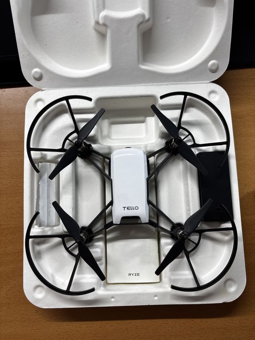 Дрон/Квадрокоптер Dji Tello