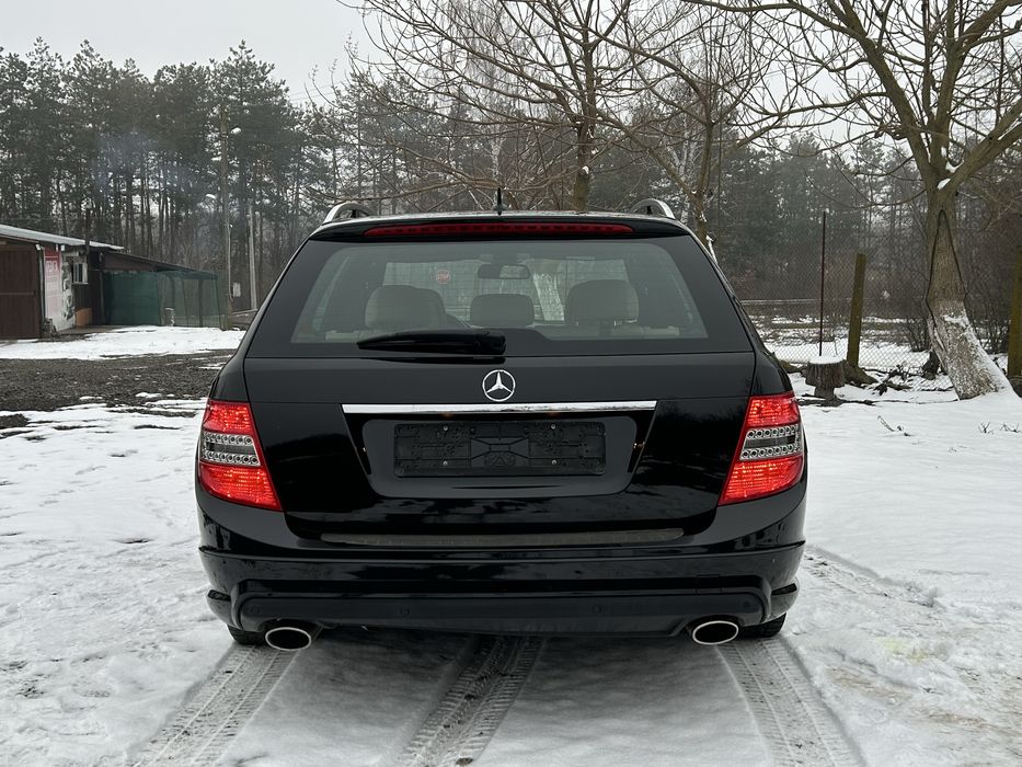 Mercedes C350 CDI V6 251