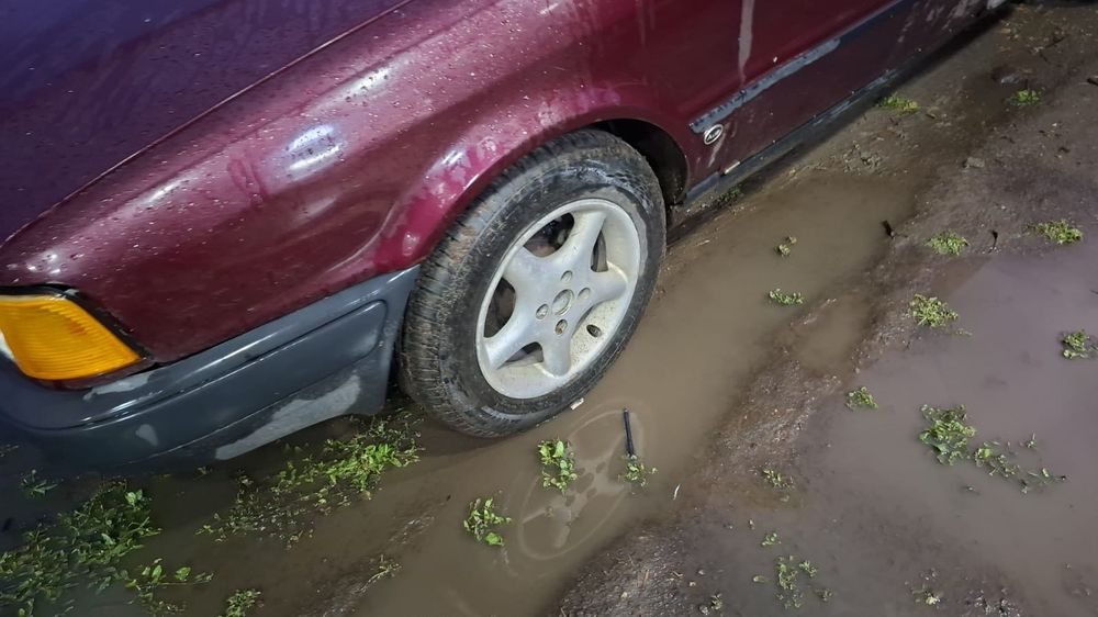 Ауди б4 2.0 на запчасти