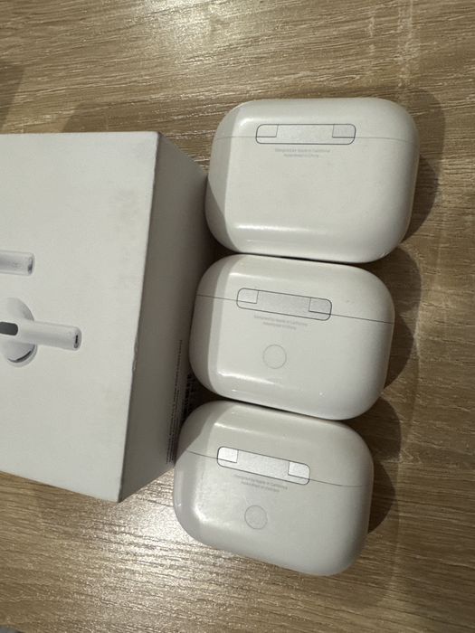 Airpods Pro 3 кейс,Airpods Pro 2 кейс,Airpods Pro 1 кейс.Оригинал