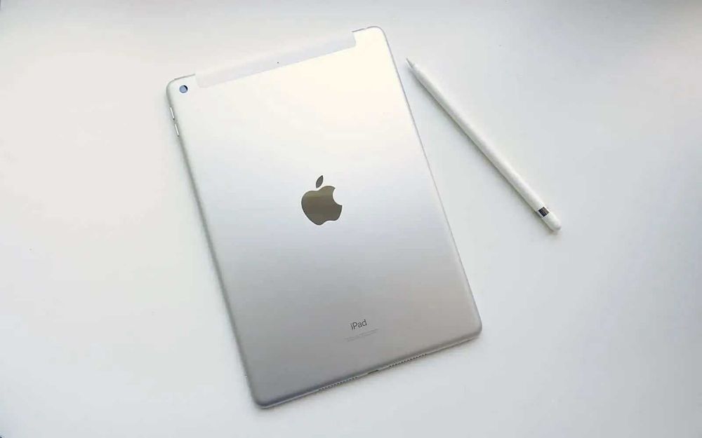 Акция! Apple Ipad 9th gen 256gb Wifi  silver  Pencil 1th gen 365$