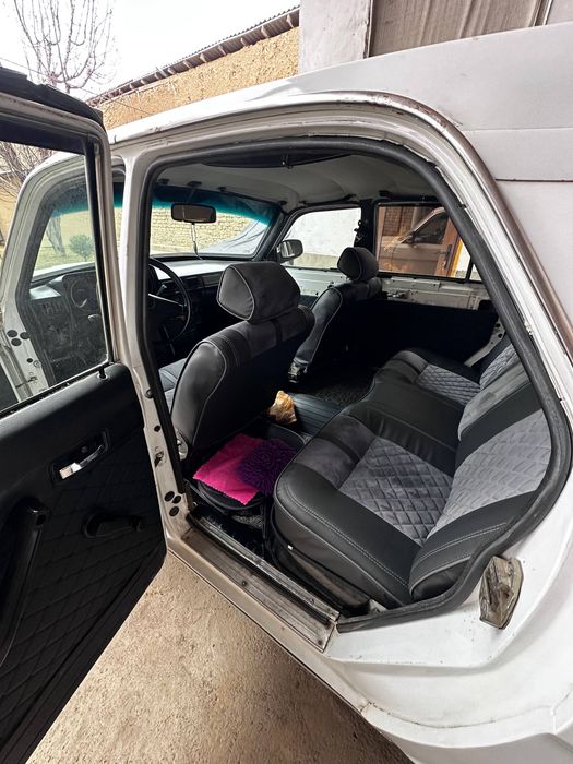 Volga 2410 sotiladi .Xolati yaxshi