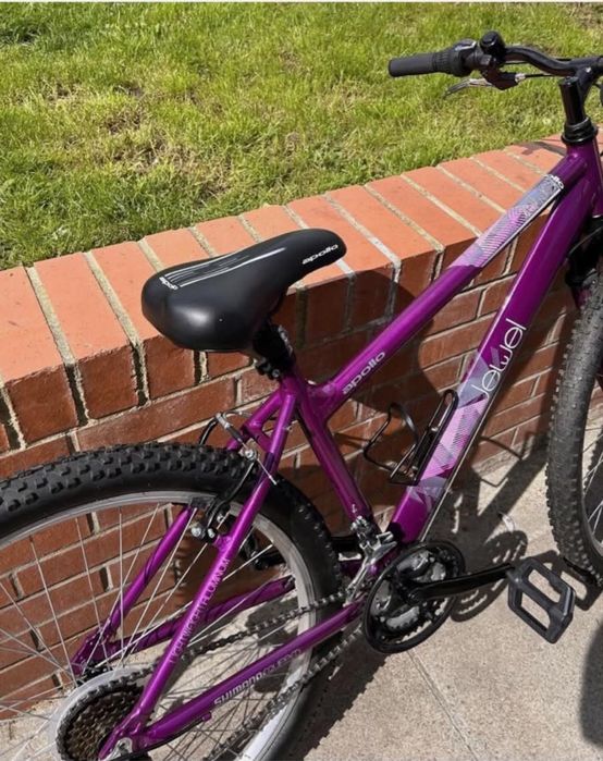 Vand bicicleta pentru femei