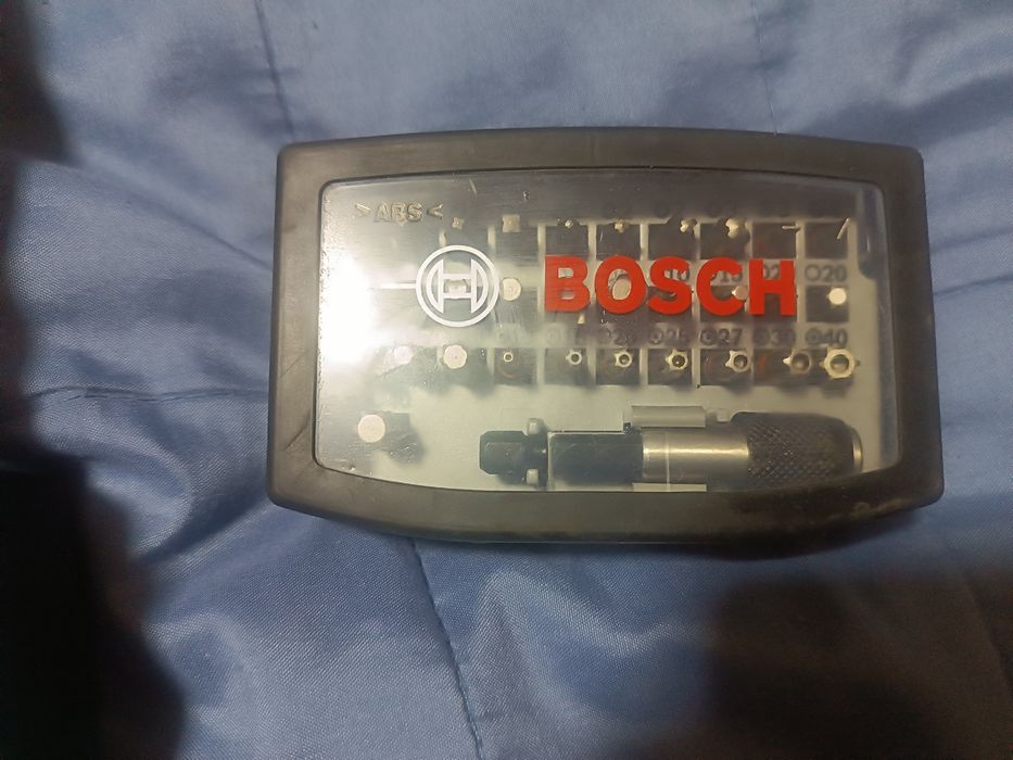 Surubelnita cu acumulator Bosch