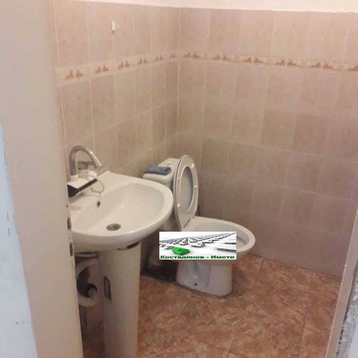 Дава се под наем Магазин в Пловдив, Център - 50 кв.м за 433.5 € - Снимка #6