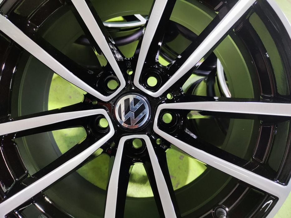 17 5x112 Vw Tiguan Passat Touran Caddy Golf Skoda Audi 5х112