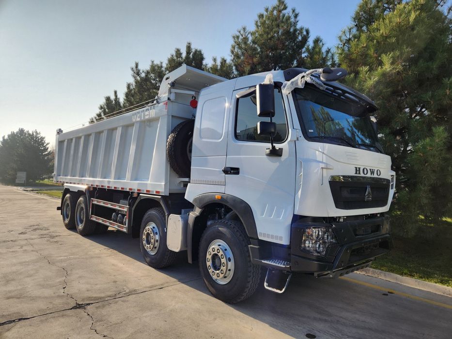 Самосвал HOWO-T7S 8x4 - 32 т / 26 куб.м Sunhunk