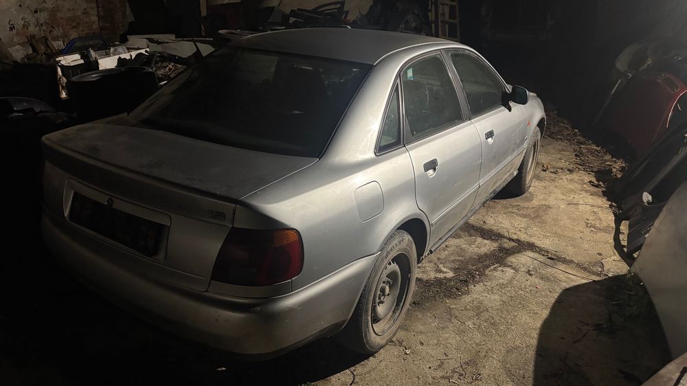 Ауди а4 б5 1.6 НА ЧАСТИ