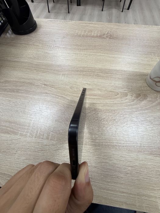 Продам Iphone 16 pro max 256гб