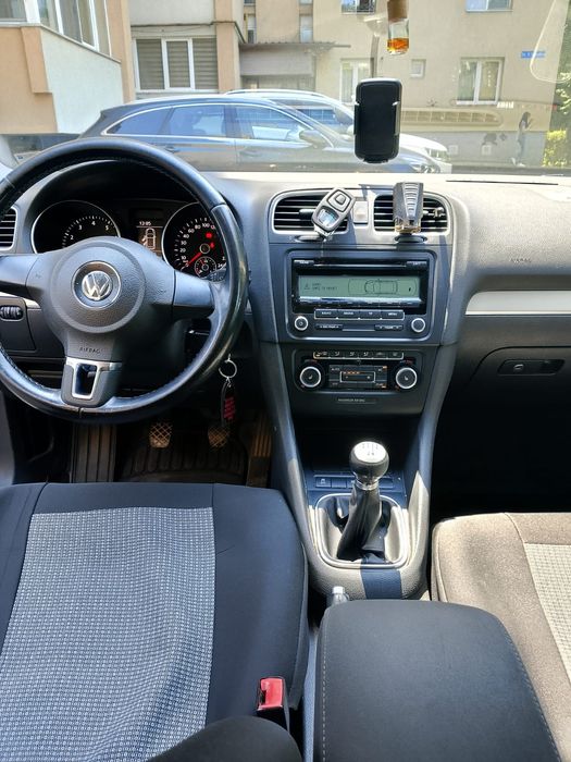 Golf 6  1.2 105 cp 2011