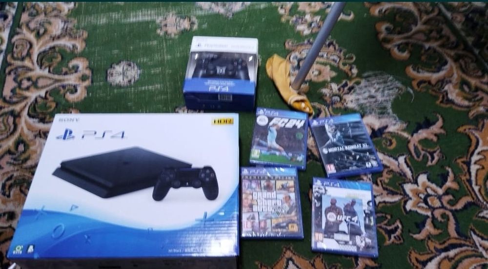 Sony PlayStation 4 slim, 1tb