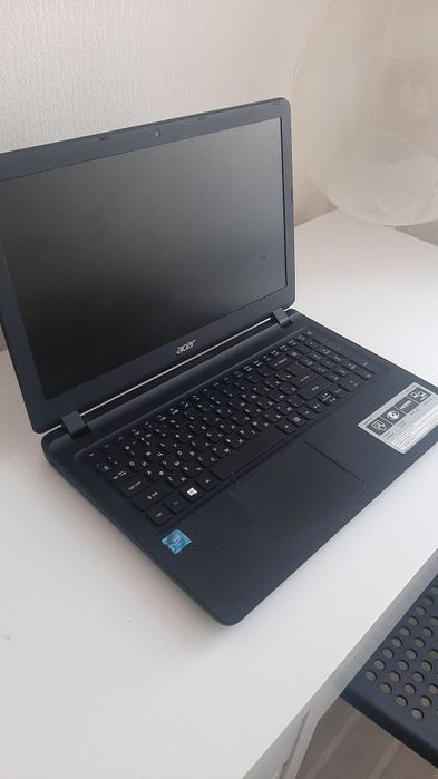 Ноутбук асер продам