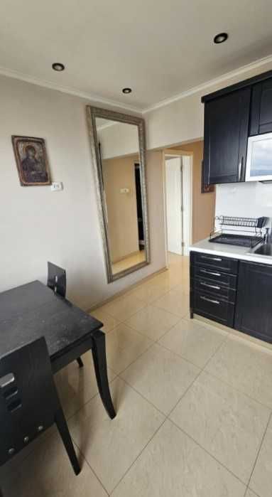 Продава се Двустаен апартамент в София, Център - 67 кв.м за 3508 €/кв.м - Снимка #2