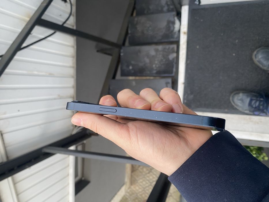 Iphone 13 dark blue 128gb