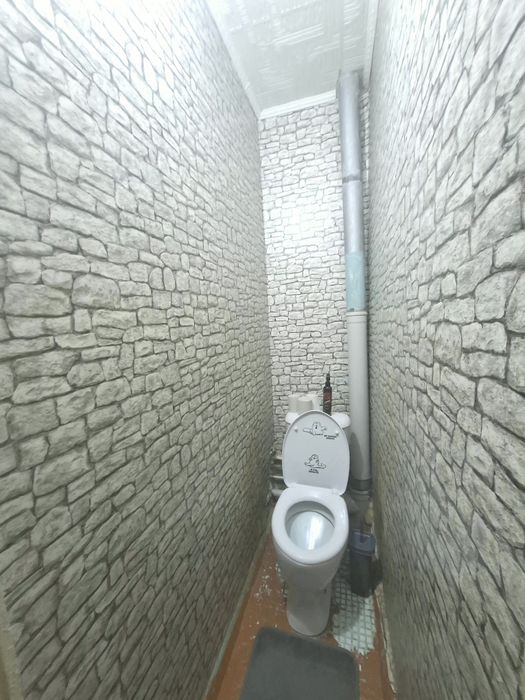 3 ком Строитель 64 м²