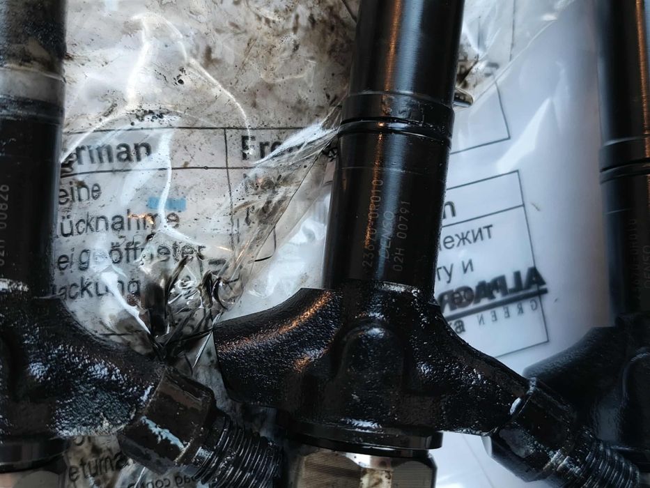 Дюзи за тойота авенсис