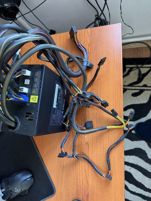 Компютърно захранване Hyper M 700w