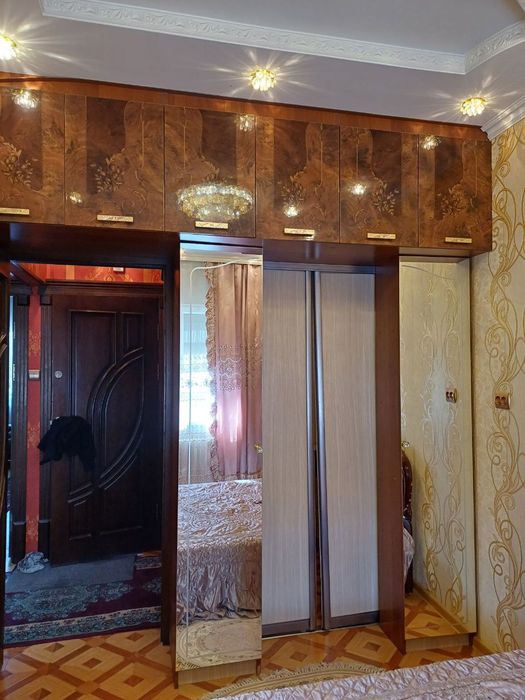 Продаю 2-х ком кв-ру М. Куйлюк-4