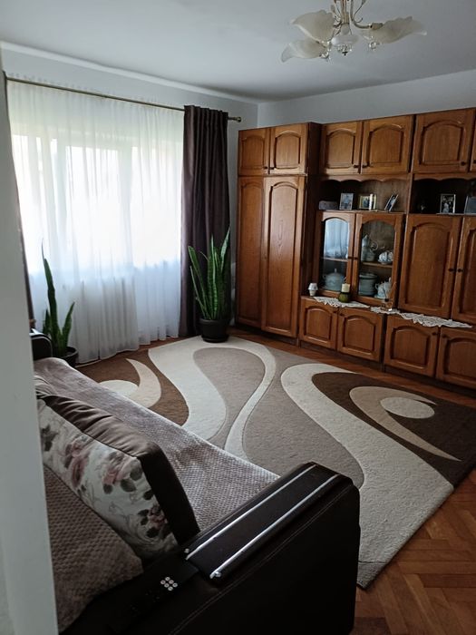 Vand Apartament str,Venus(Marasti) zona FSEGA