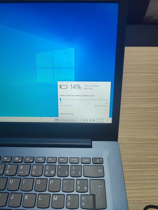 Laptop Lenovo în stare foarte buna