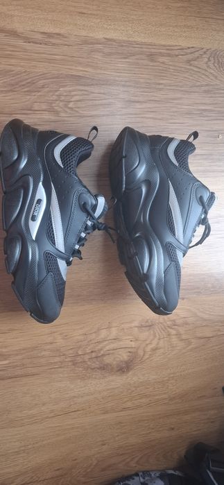 Dior b22. Чисто нови