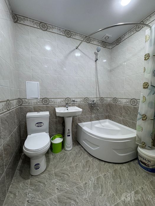 Urgench Cityda 3 xonali yangi kvartira sotiladi