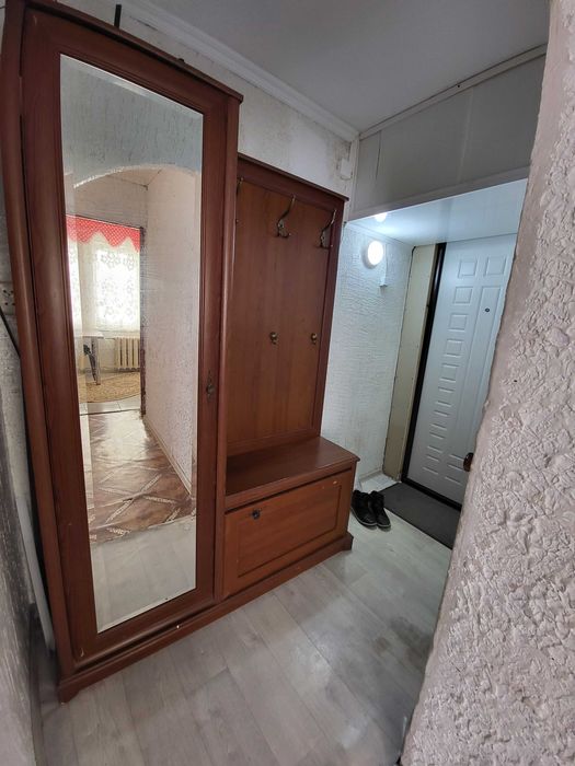 Продам прихожку, шкаф