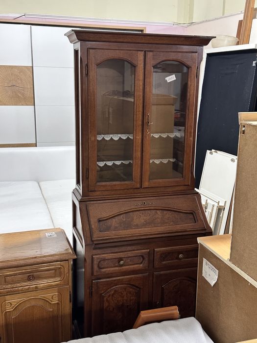 Vitrina/Dulap/Mobila vintage