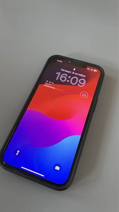Айфон 13 256гб.