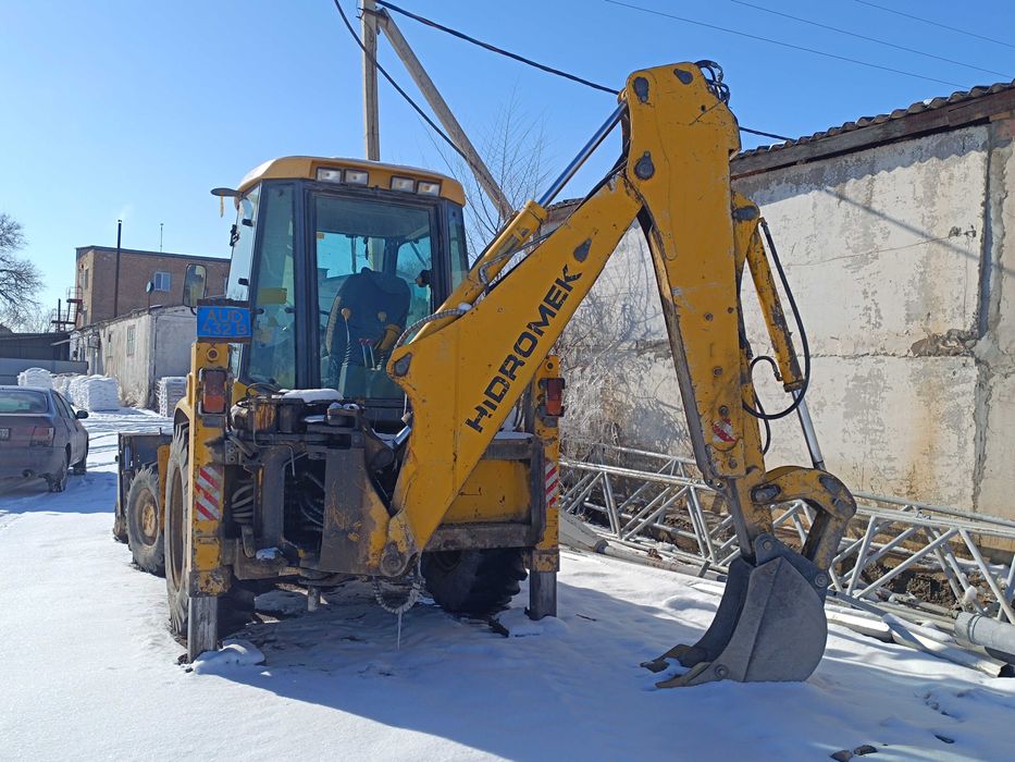 Услуги Экскаватор погрузчик 3/1