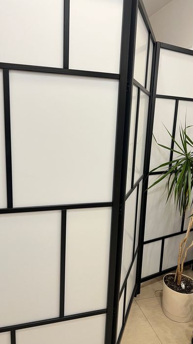 Сгъваем подвижен параван