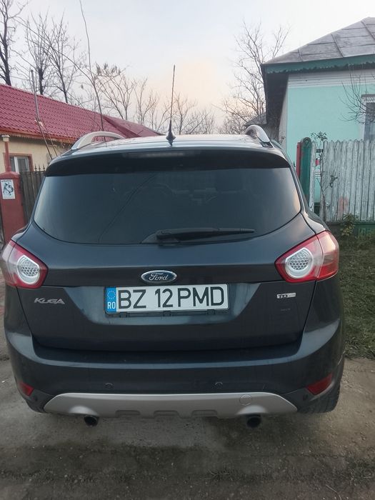 Vând Ford kuga .
