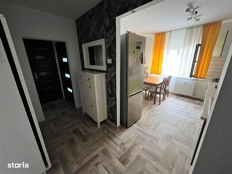 Vanzare apartament 2 camere Sebastian - str. Ileana Cosanzeana