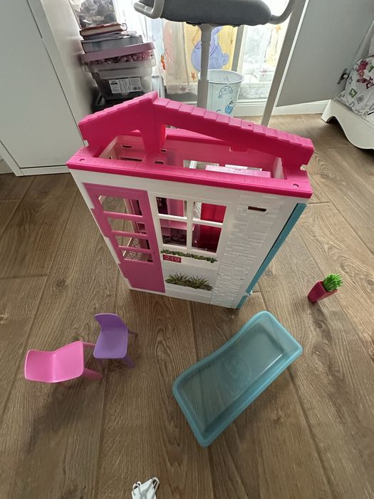 Къща Барби, Гардероб Барби, Къща за дом. любимец Барби