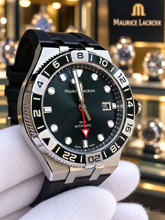 Maurice Lacroix AIKON GMT.