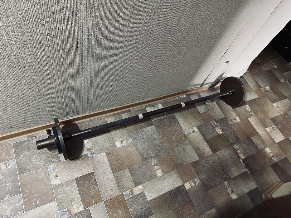 Продам Гантели / Штанги