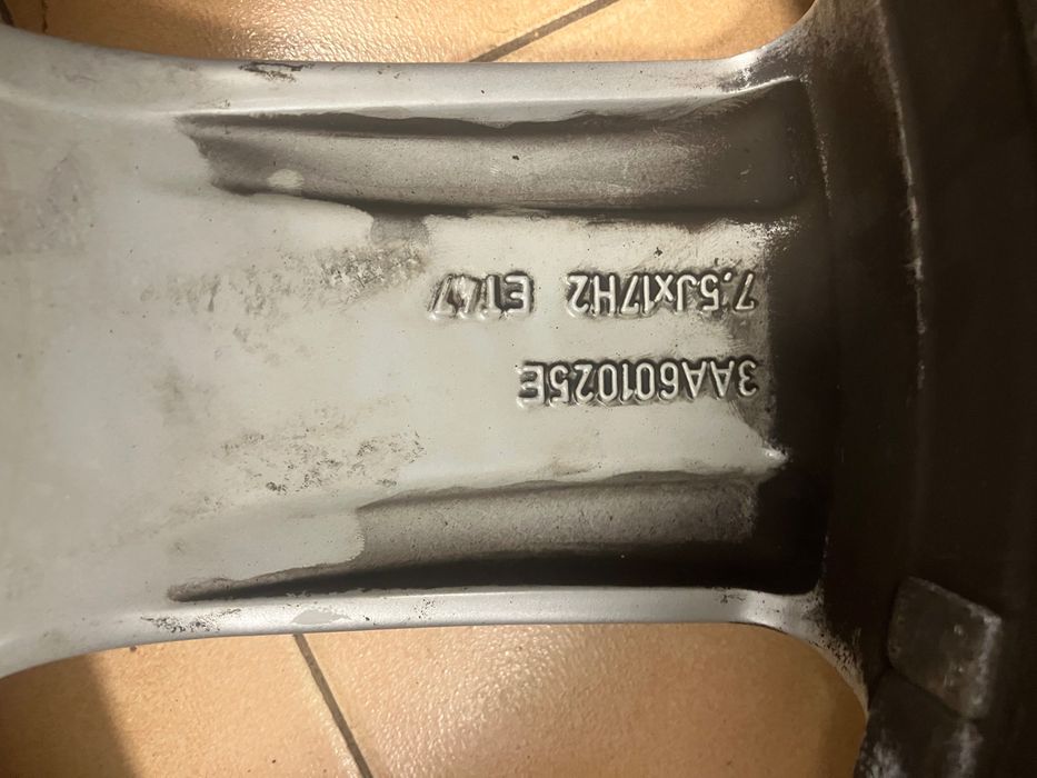 Продавам джанта 1 бр Passat