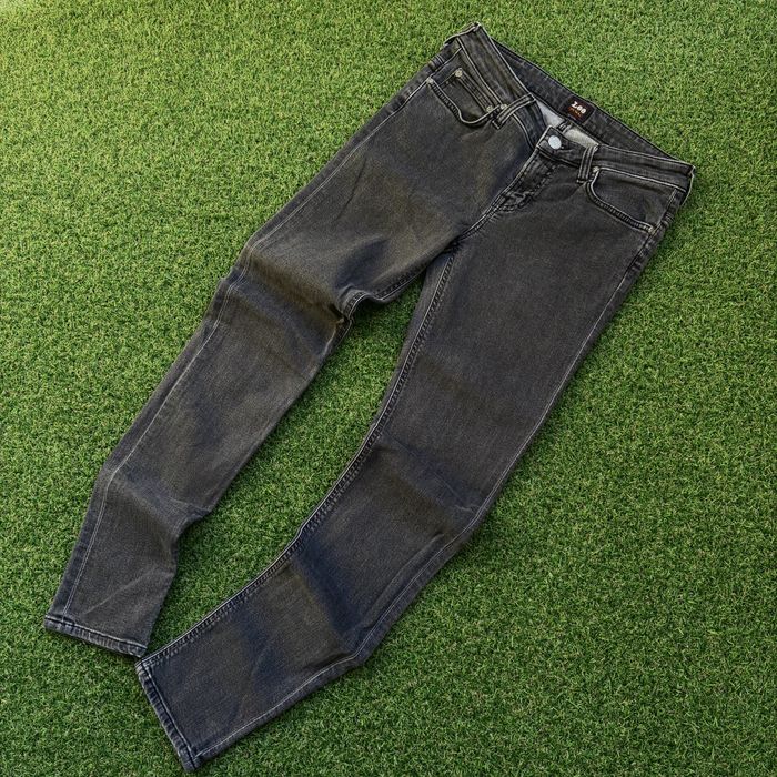 Дамски дънки LEVI’S, REPLAY, LEE