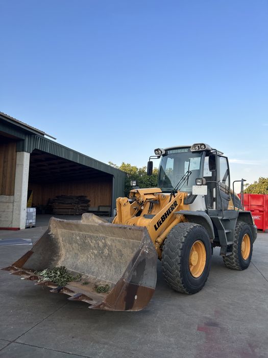 Incarctor frontal LIEBHERR 524