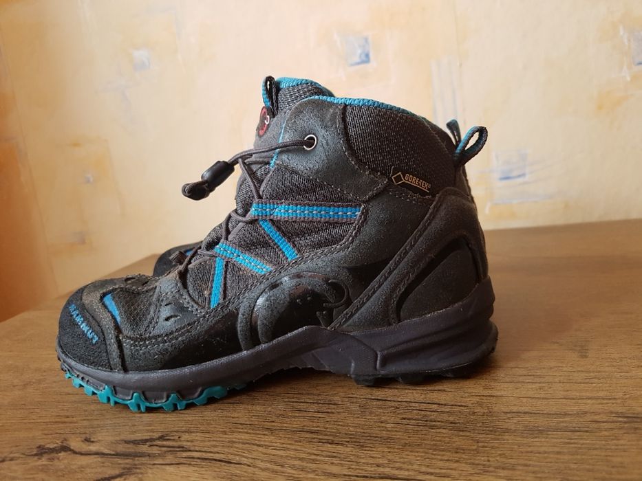 MAMMUT Gore tex детски обувки 30 номер.