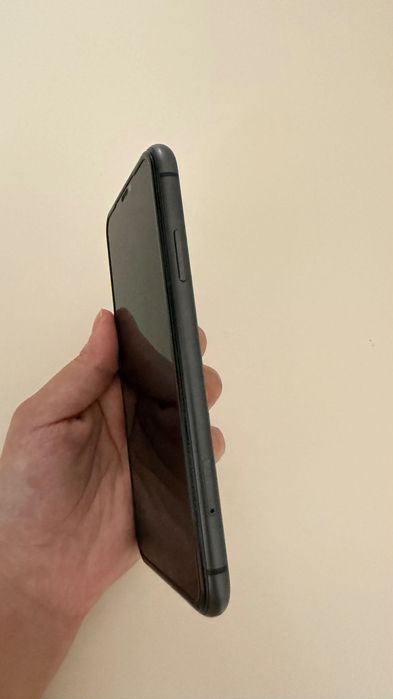 iPhone 11/ 128 GB/черный