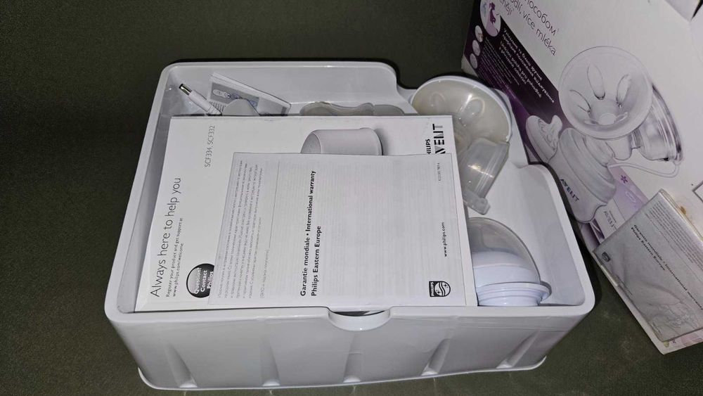 Помпа за кърма Philips Avent Comfort SCF332