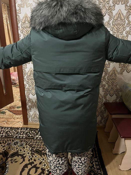 Продам куртку женскую зима