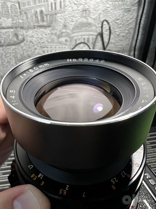 Среднеформатная пленочная камера MAMIYA RB67.